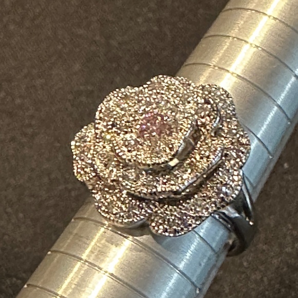 Beautiful 3D Flower Diamonique Ring - Picture 8 of 16